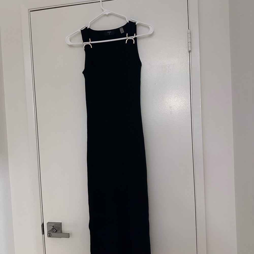 Elegant Black Sleeveless Dress